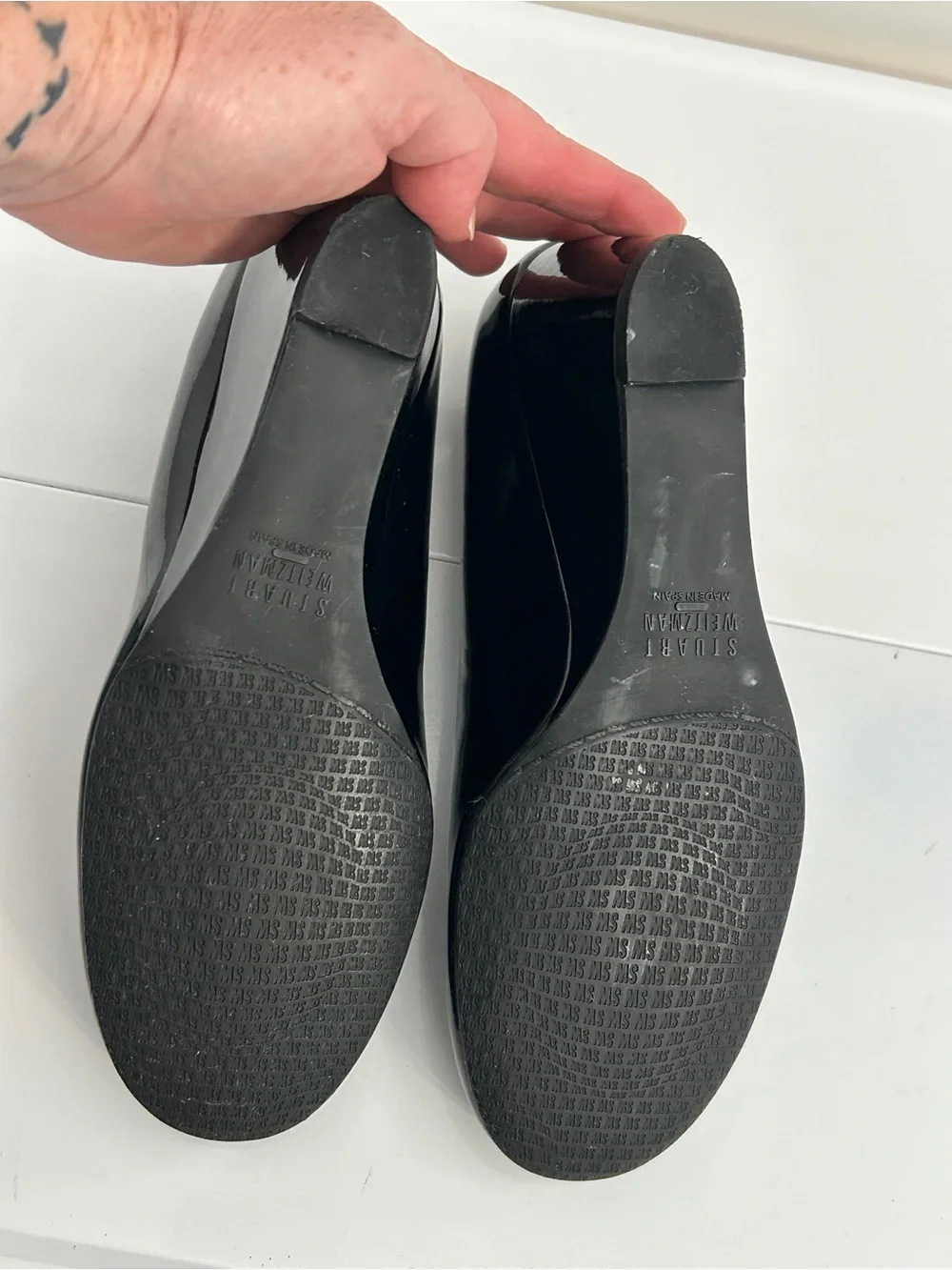 Stuart Weitzman Black Patent Leather Round Toe Wedge Pumps Heels Women's Size 7